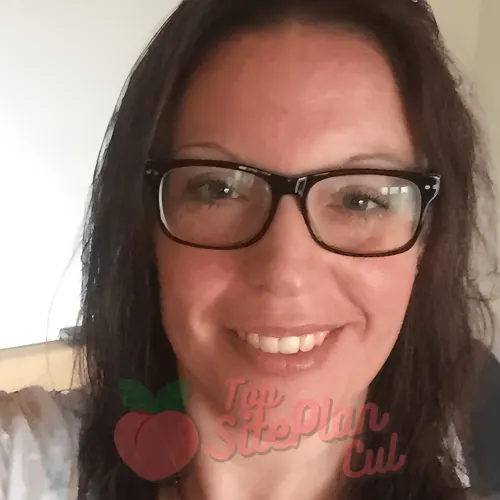 FemmeMystère utilisatrice de SNAPADULTERE donnant son avis sur la plateforme