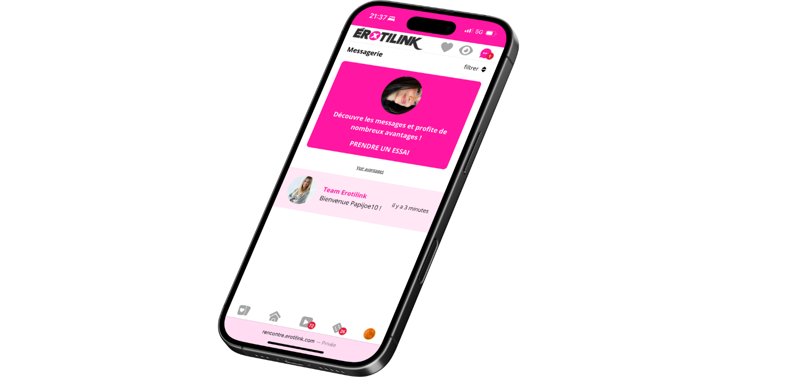 Smartphone affichant l'interface de messagerie du site Erotilink.