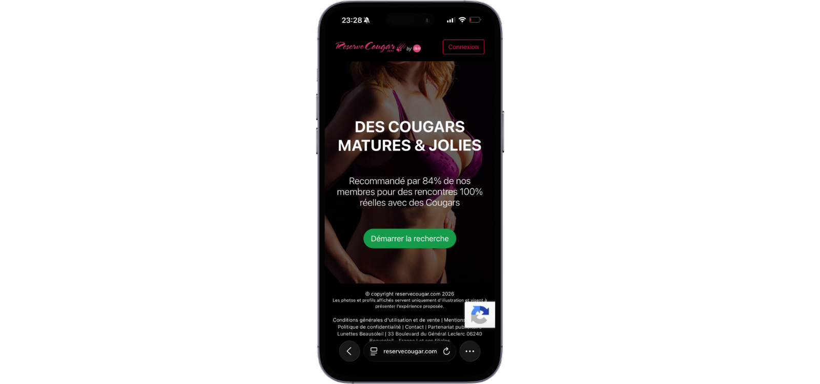 Aperçu du site Réserve Cougar sur smartphone avec page d’accueil dédiée aux rencontres avec des femmes matures.