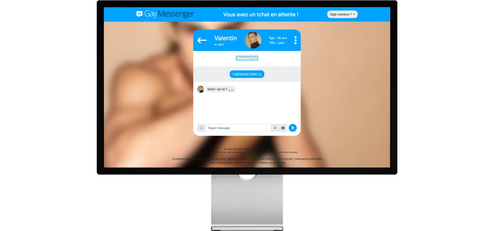 Écran d'ordinateur montrant une conversation en cours sur GayMessenger