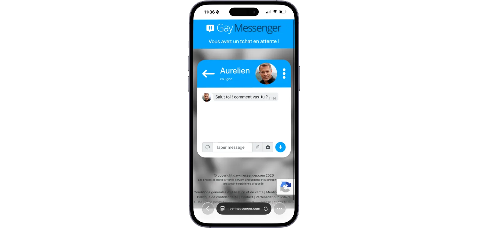 Smartphone affichant une conversation Gay Messenger avec le message Salut toi comment vas-tu