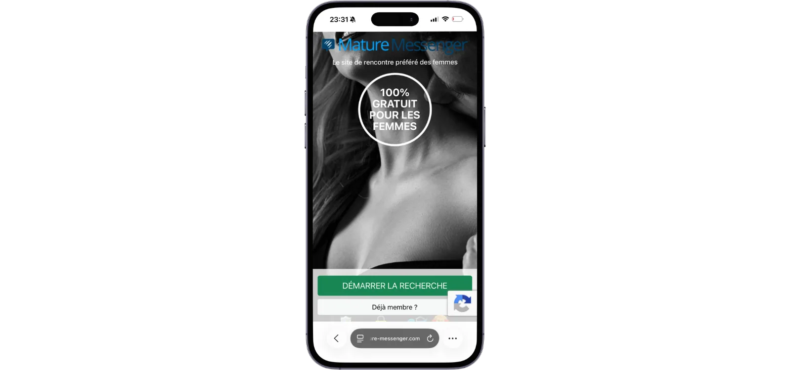 Smartphone affichant Mature Messenger avec la mention 100% gratuit pour les femmes