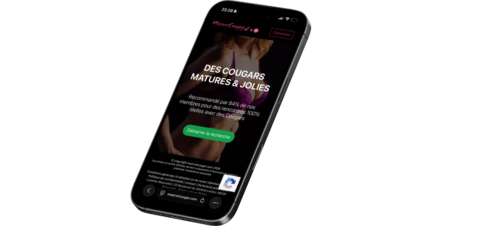 Smartphone montrant la page d'accueil de ReserveCougar avec le bouton vert Démarrer la recherche